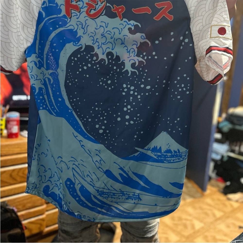 Blue Wave Graphic Shirt
